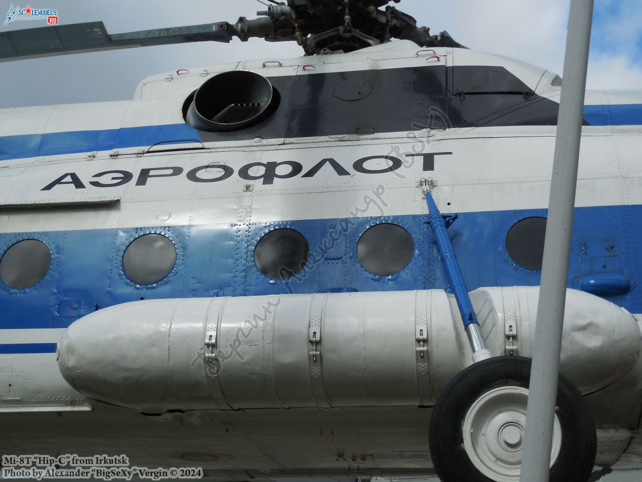 Mi-8T (RA-25771)_MGTU GA_049