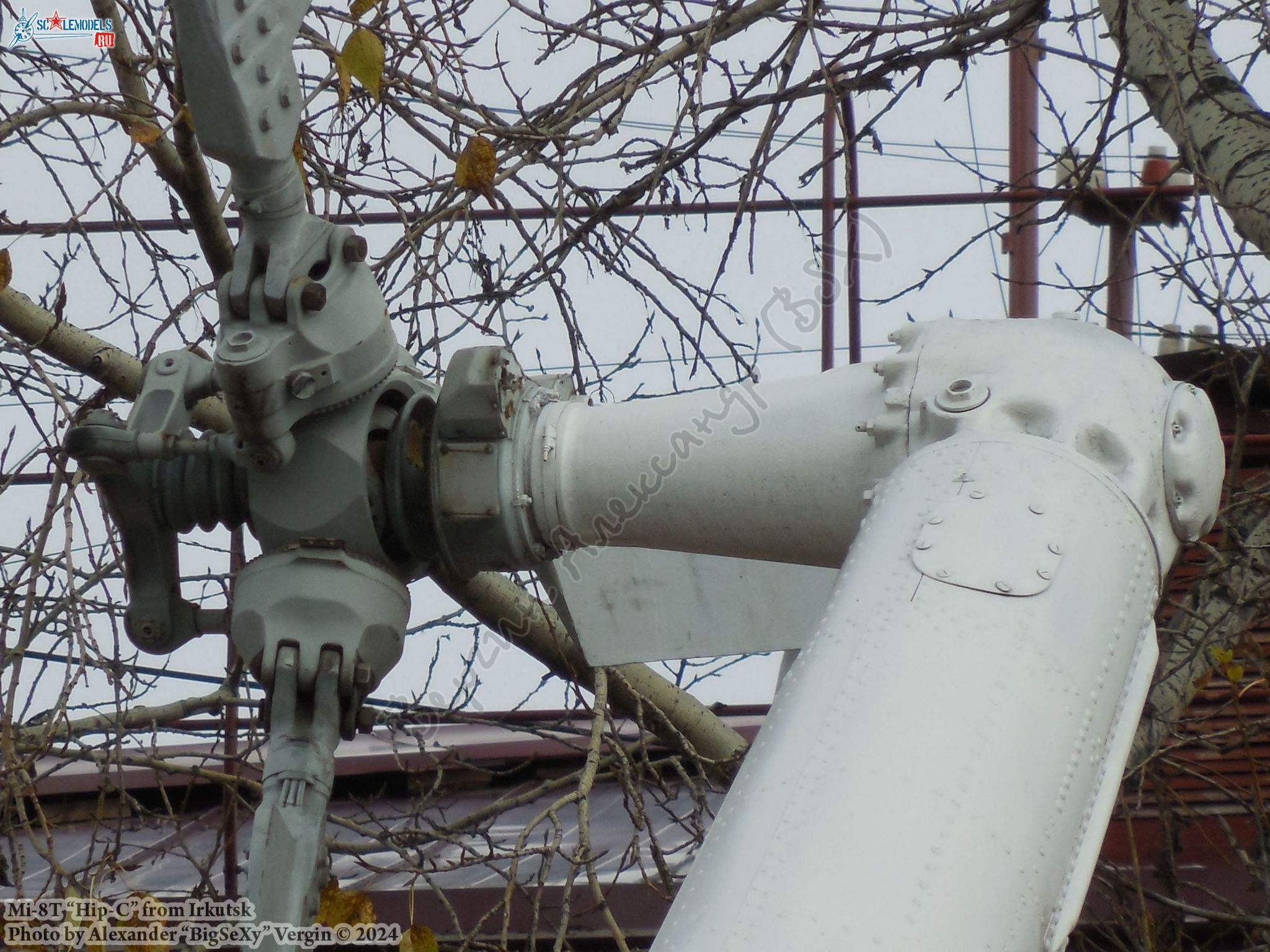 Mi-8T (RA-25771)_MGTU GA_082