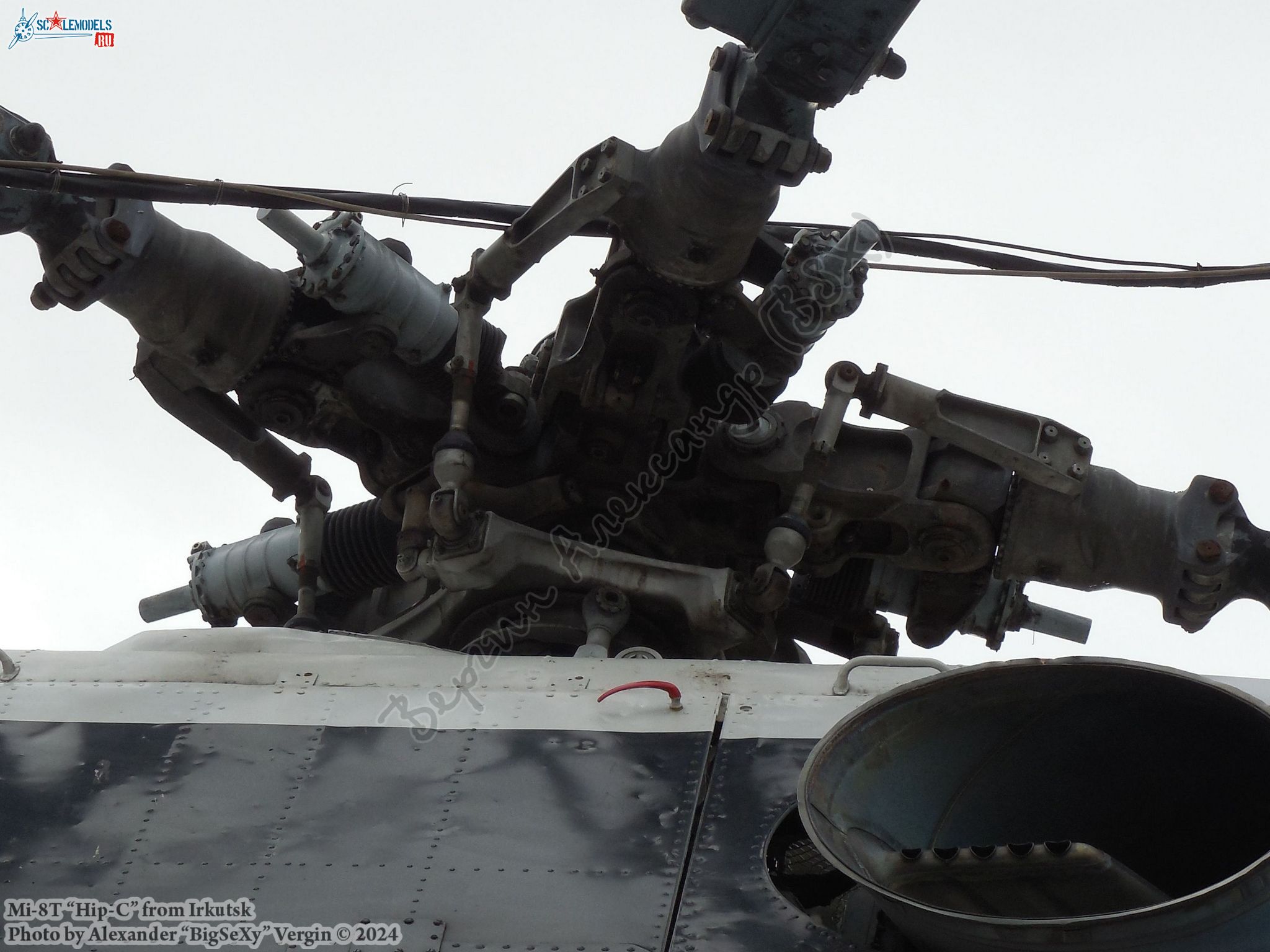 Mi-8T (RA-25771)_MGTU GA_136