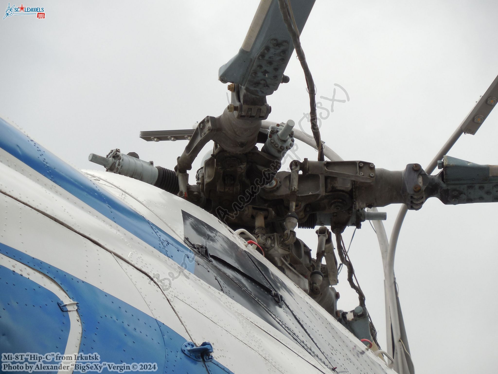 Mi-8T (RA-25771)_MGTU GA_144