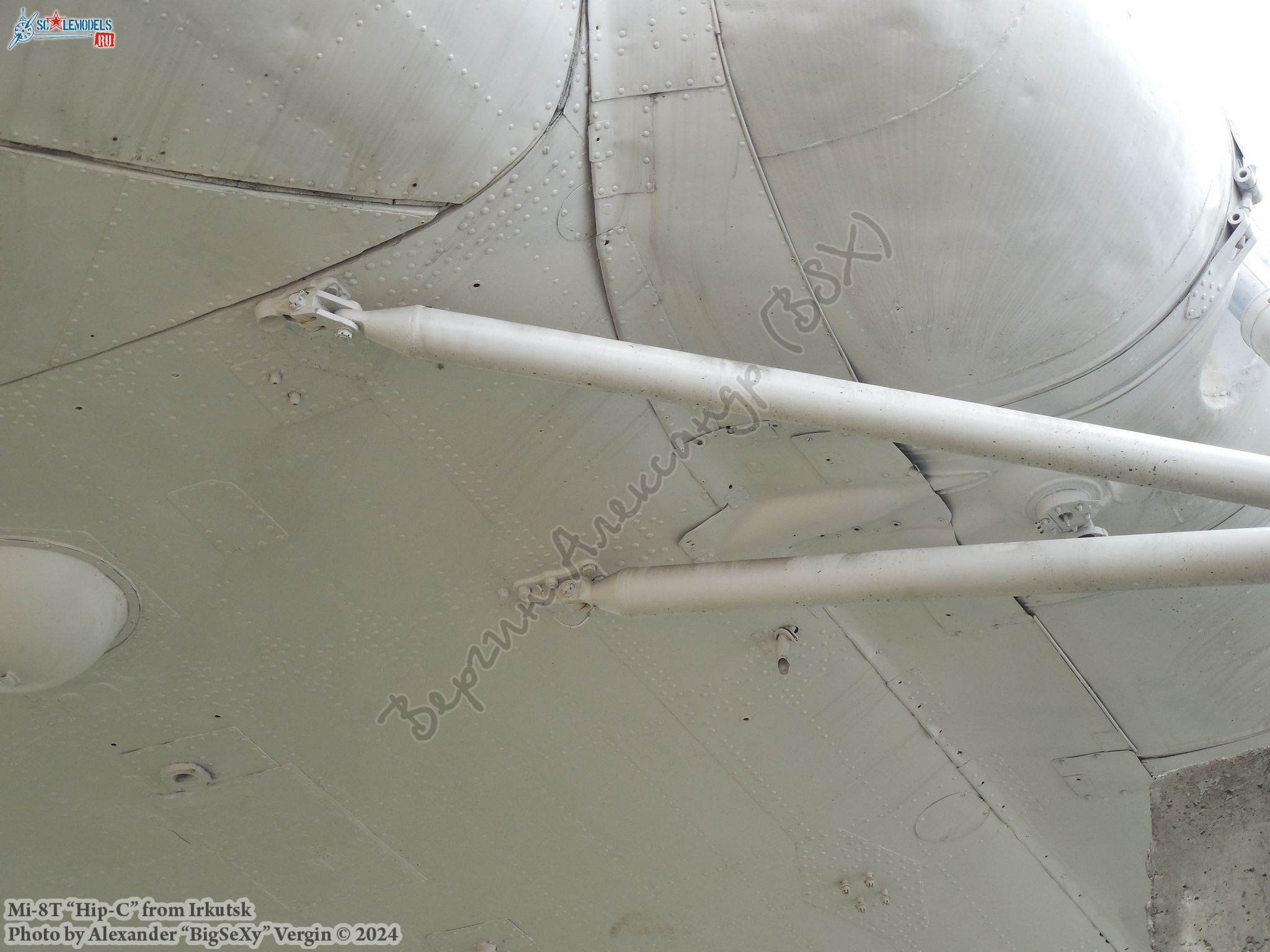 Mi-8T (RA-25771)_MGTU GA_184