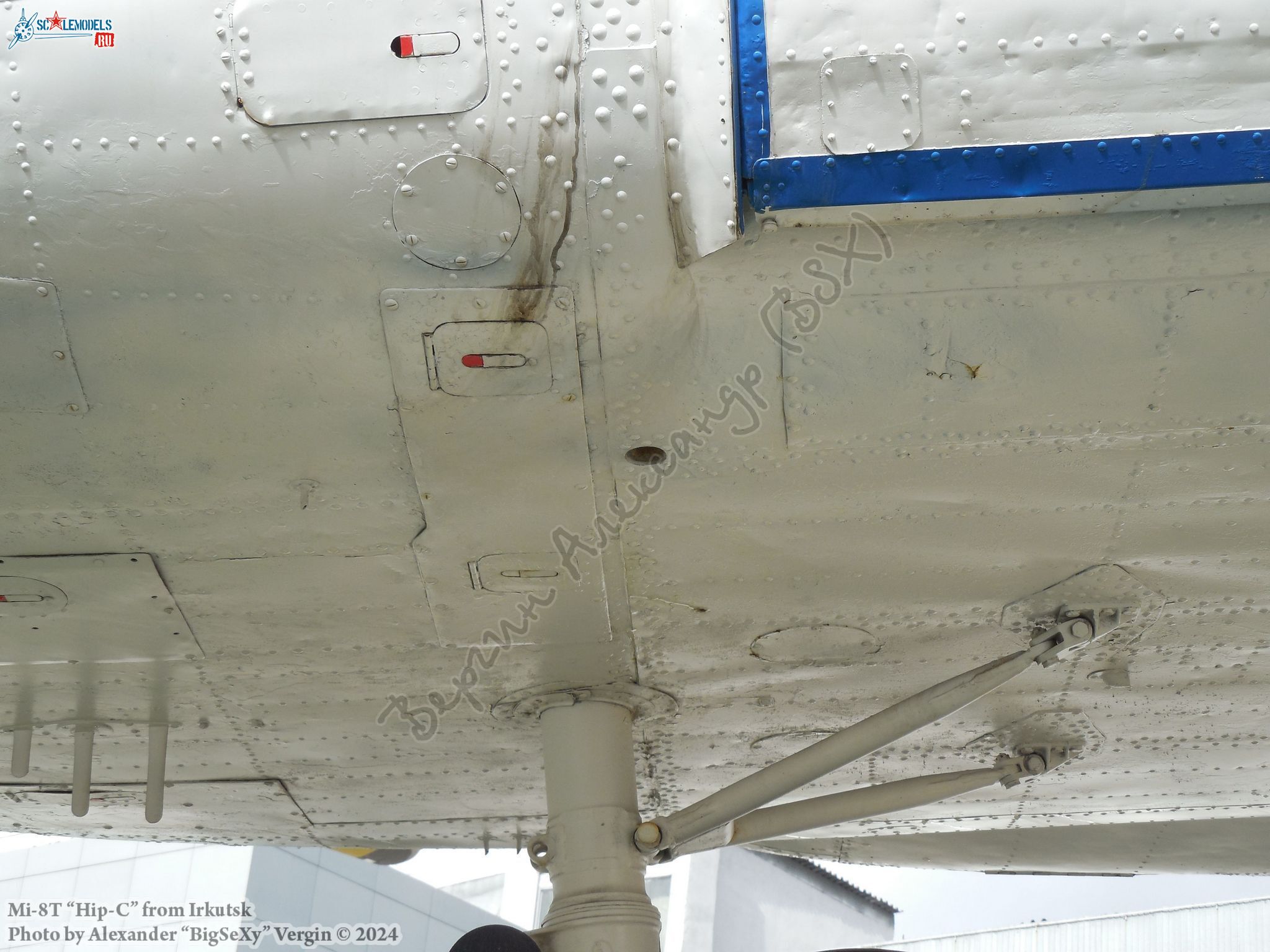 Mi-8T (RA-25771)_MGTU GA_229