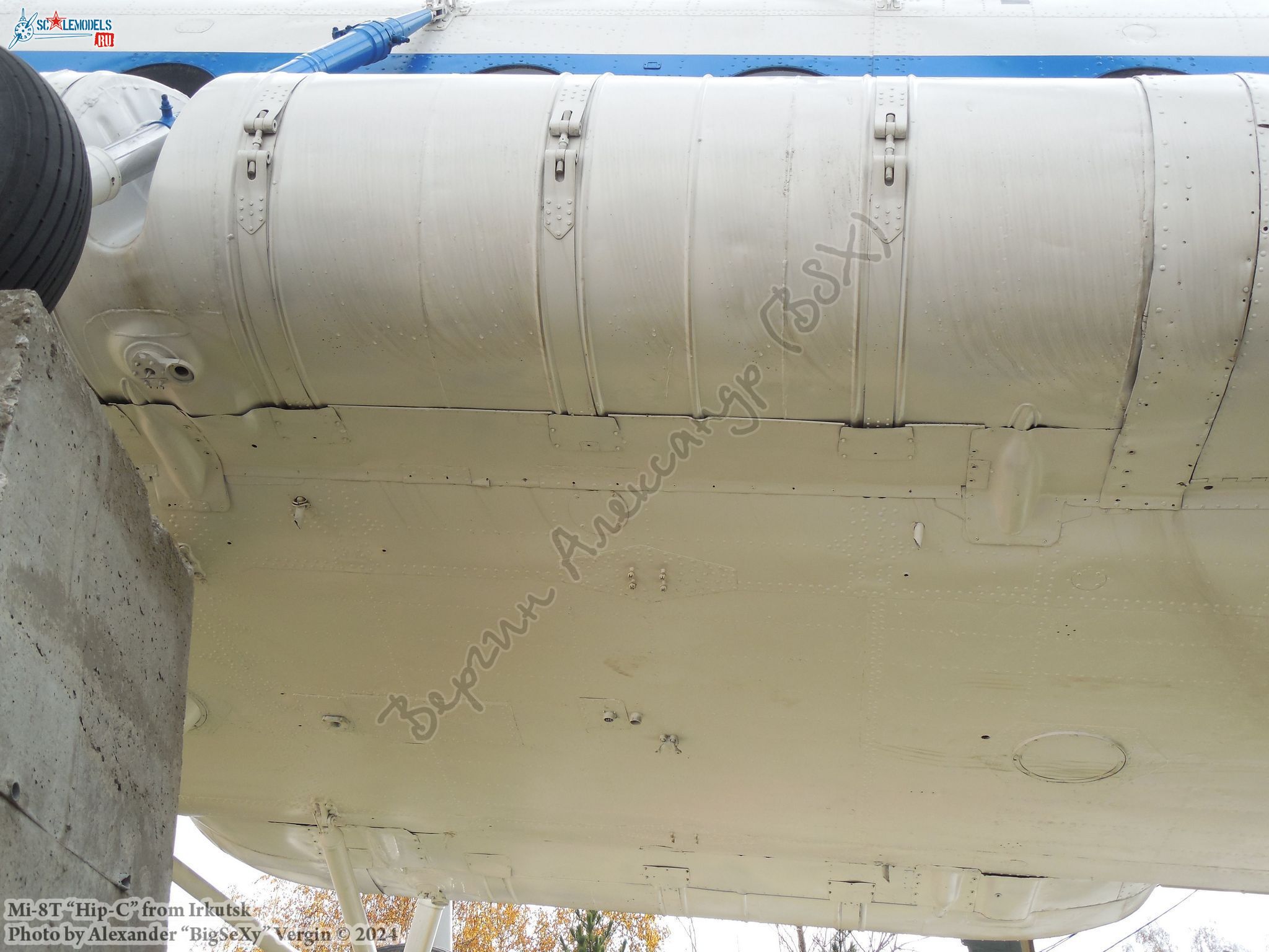 Mi-8T (RA-25771)_MGTU GA_262