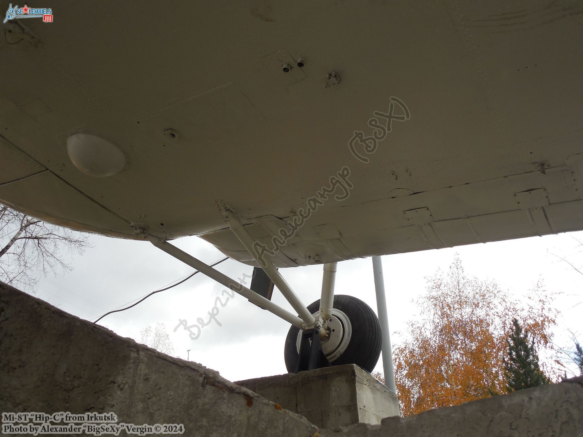 Mi-8T (RA-25771)_MGTU GA_264