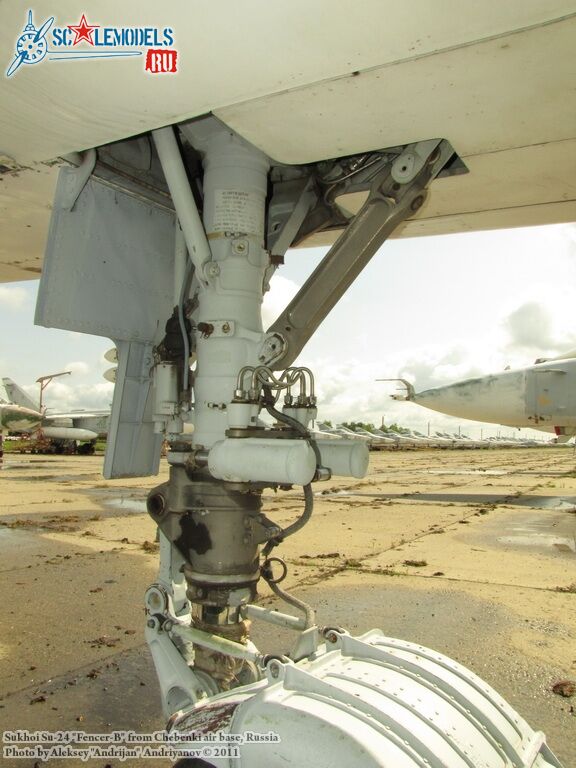 su-24_fencer-b_0012.jpg