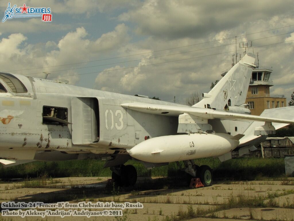 su-24_fencer-b_0150.jpg