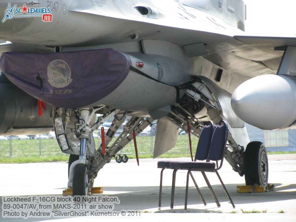 f-16cg_0011.jpg