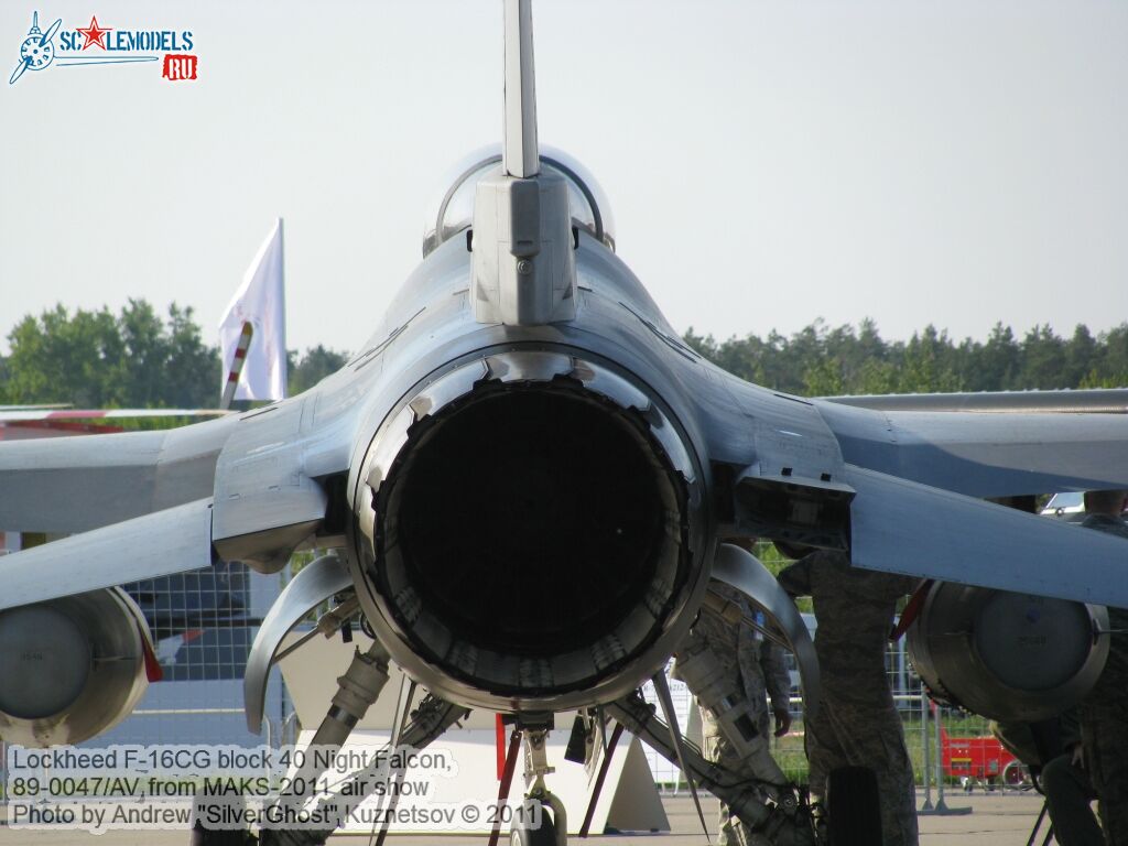 f-16cg_0102.jpg