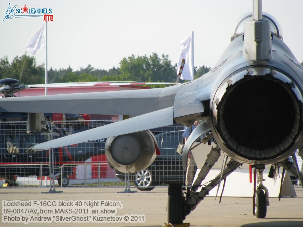f-16cg_0105.jpg