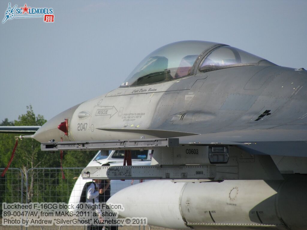 f-16cg_0114.jpg