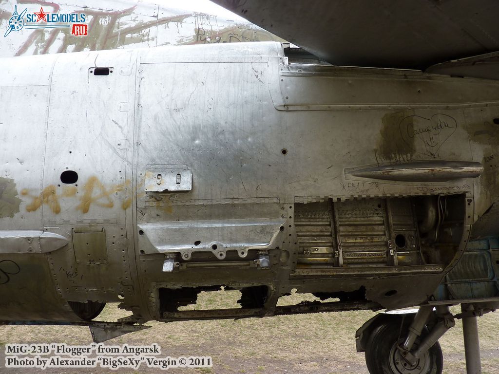 MiG-23B_216.JPG
