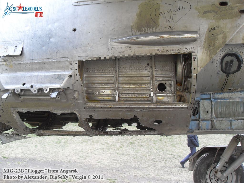 MiG-23B_223.JPG