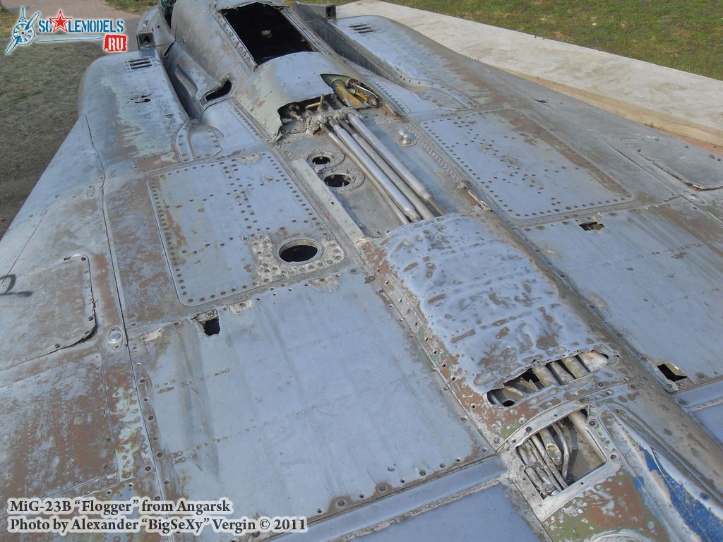 MiG-23B_427.JPG