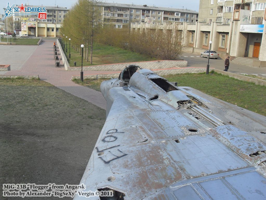 MiG-23B_501.JPG