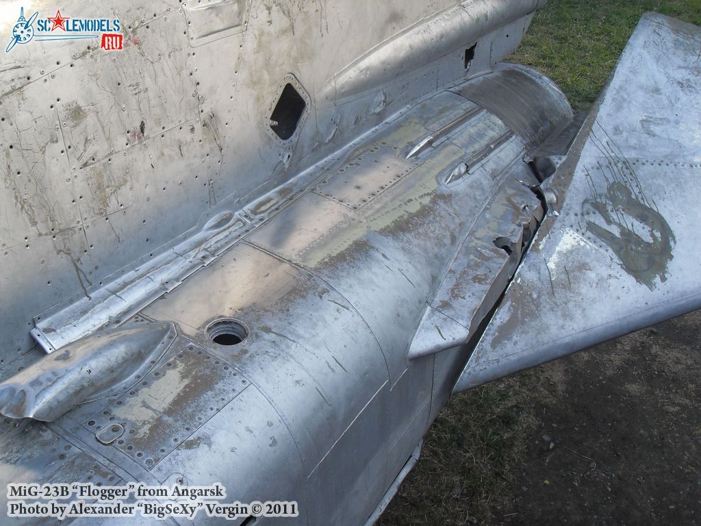 MiG-23B_522.JPG