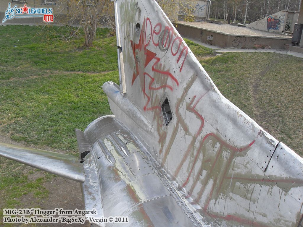MiG-23B_533.JPG
