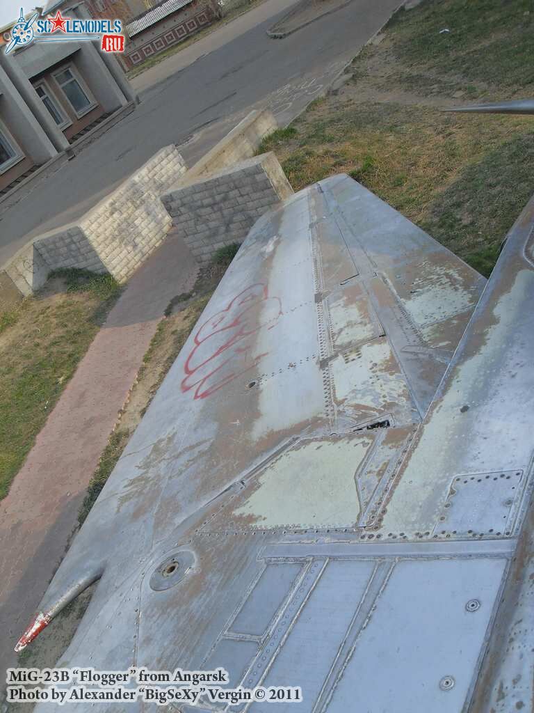 MiG-23B_559.JPG