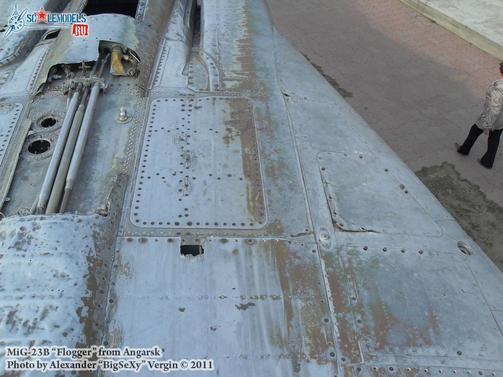 MiG-23B_562.JPG
