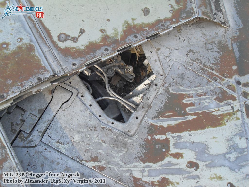 MiG-23B_565.JPG