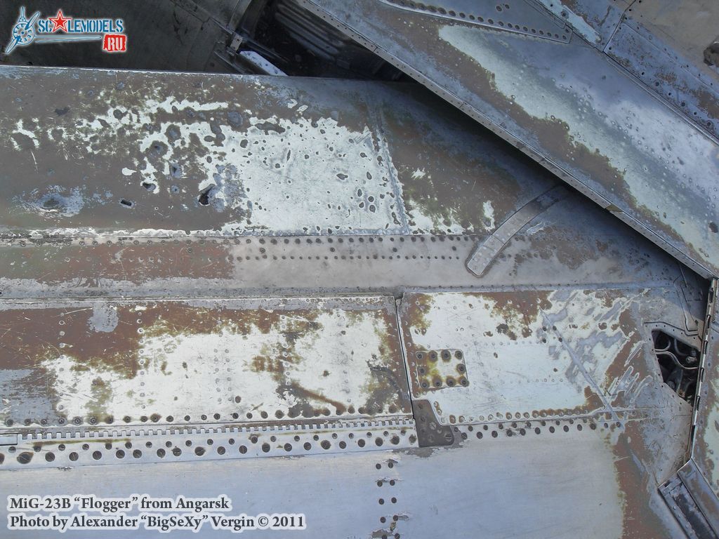 MiG-23B_577.JPG