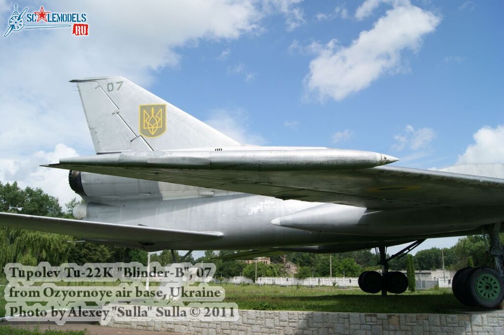 tu-22k_0074.jpg