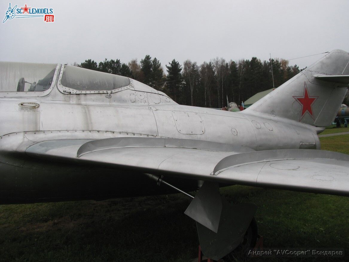 IMG_9189_MiG-15 UTI_Borovaya.JPG