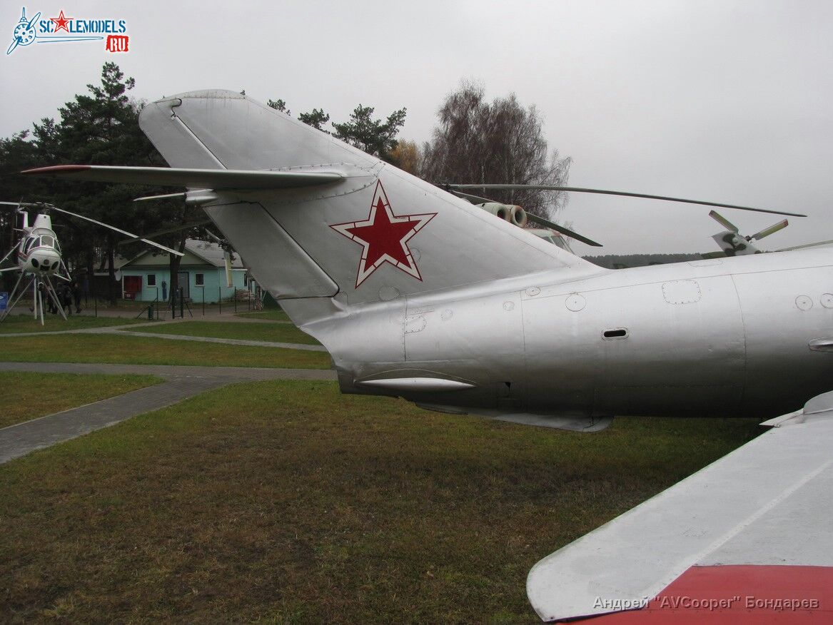 IMG_9335_MiG-17_Borovaya.JPG