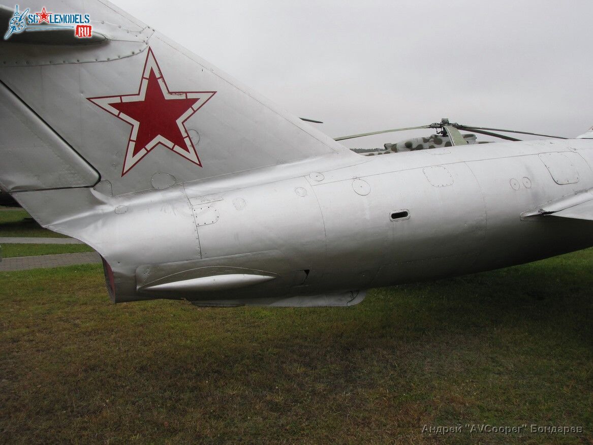 IMG_9338_MiG-17_Borovaya.JPG