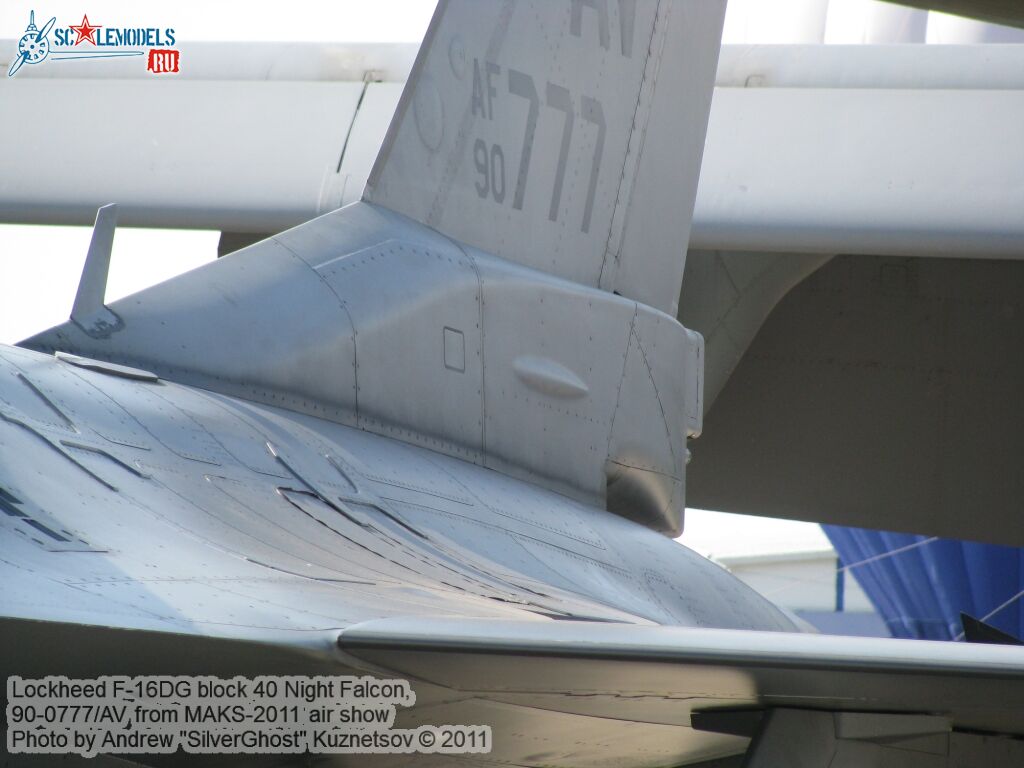 f-16dg_0069.jpg