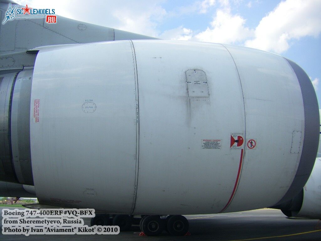 boeing747_sheremetyevo_65.jpg