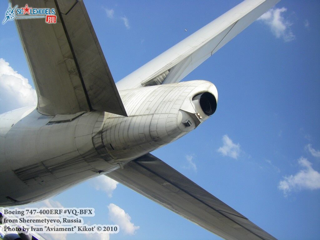 boeing747_sheremetyevo_142.jpg