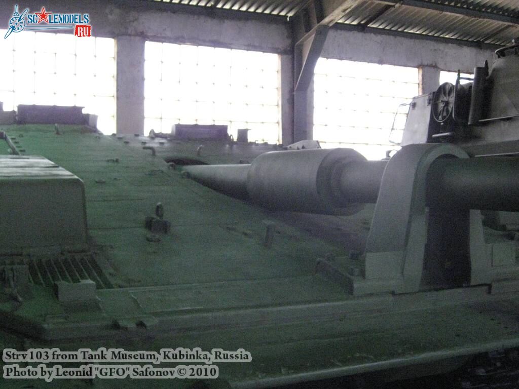 strv-103_0012.jpg