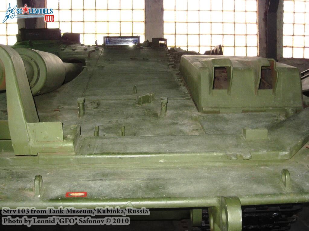 strv-103_0017.jpg