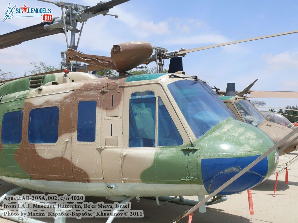 Agusta_AB-205A_0000.jpg