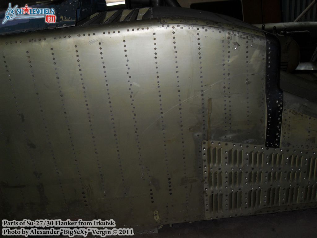 Su-30_parts_27.JPG