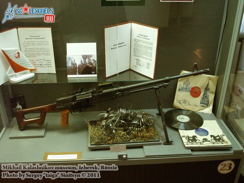 kalashnikov_museum_0015.jpg