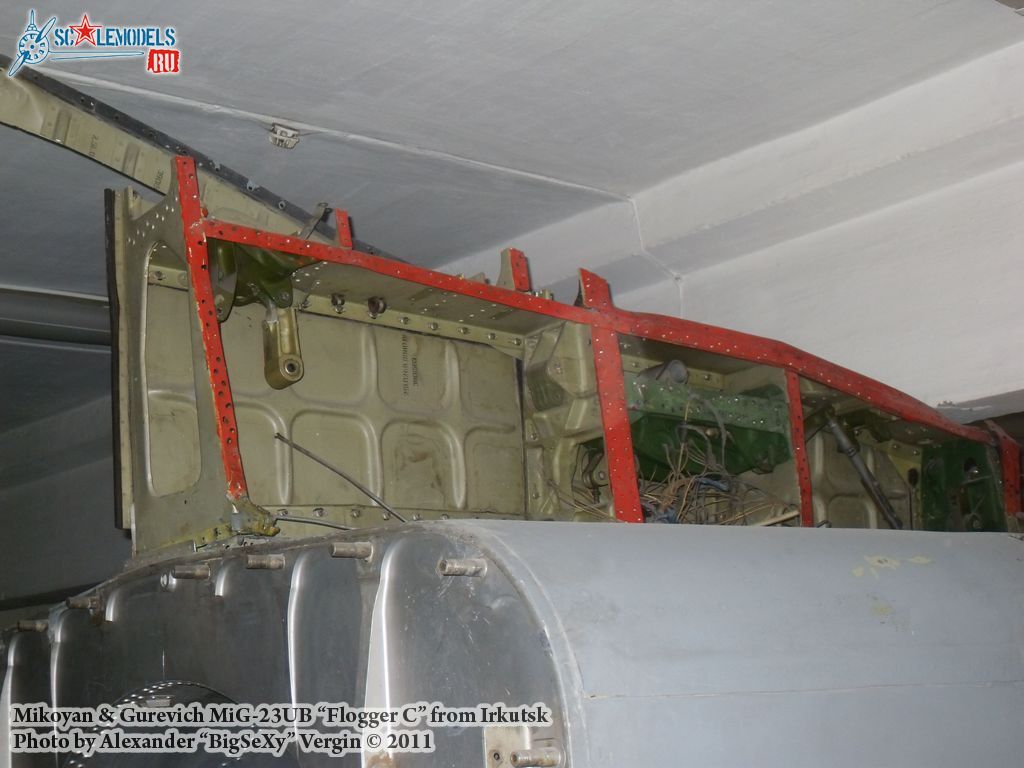 MiG-23UB_77.JPG