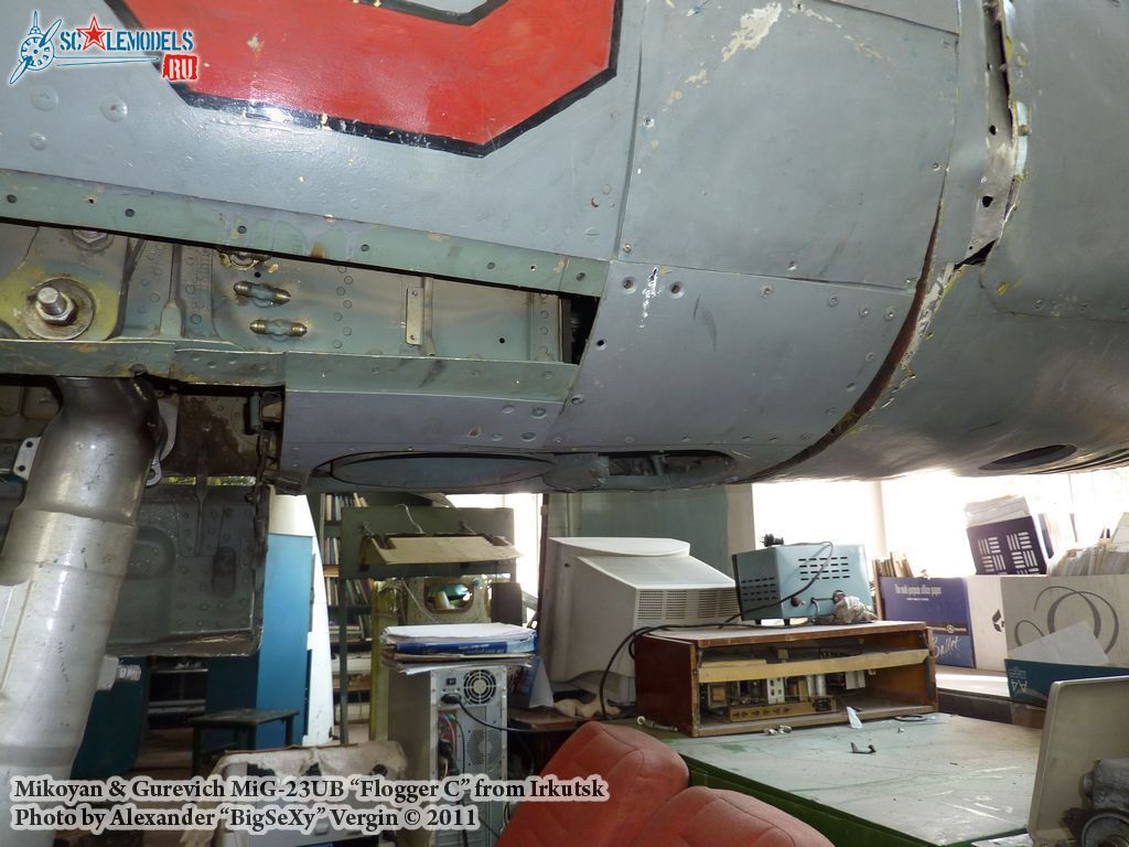 MiG-23UB_124.JPG