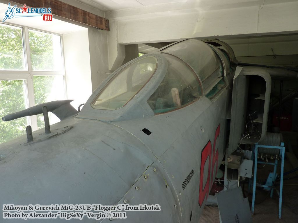 MiG-23UB_148.JPG