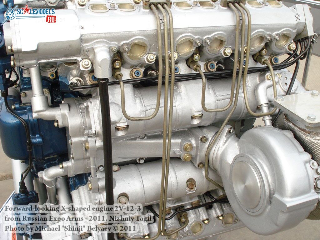 2v-12-3_engine_0008.jpg