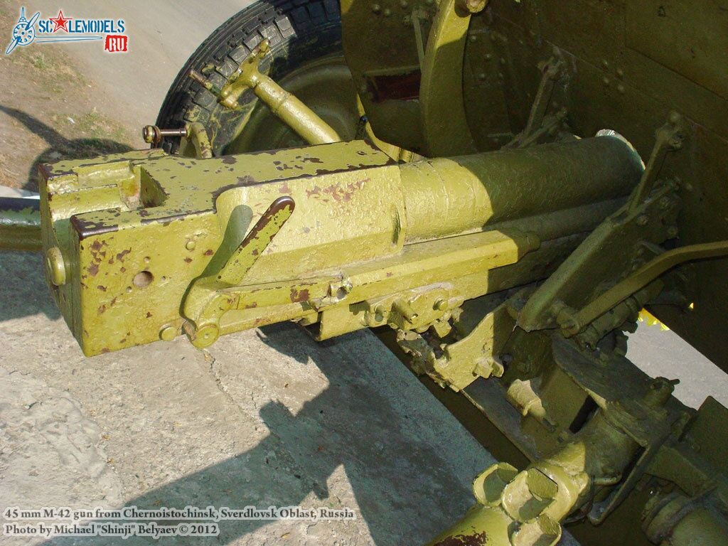 m-42_gun_0008.jpg