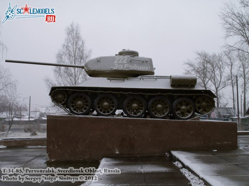 t-34-85_0014.jpg