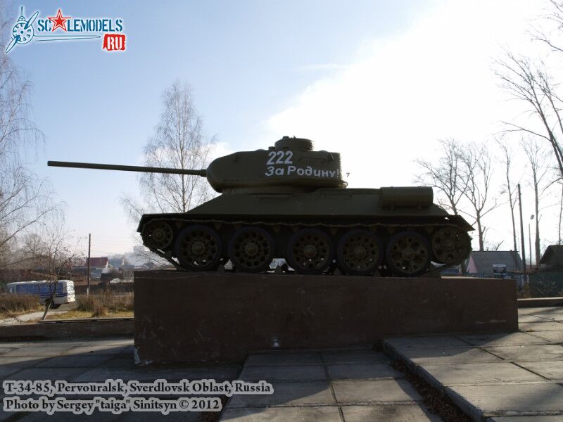 t-34-85_0030.jpg