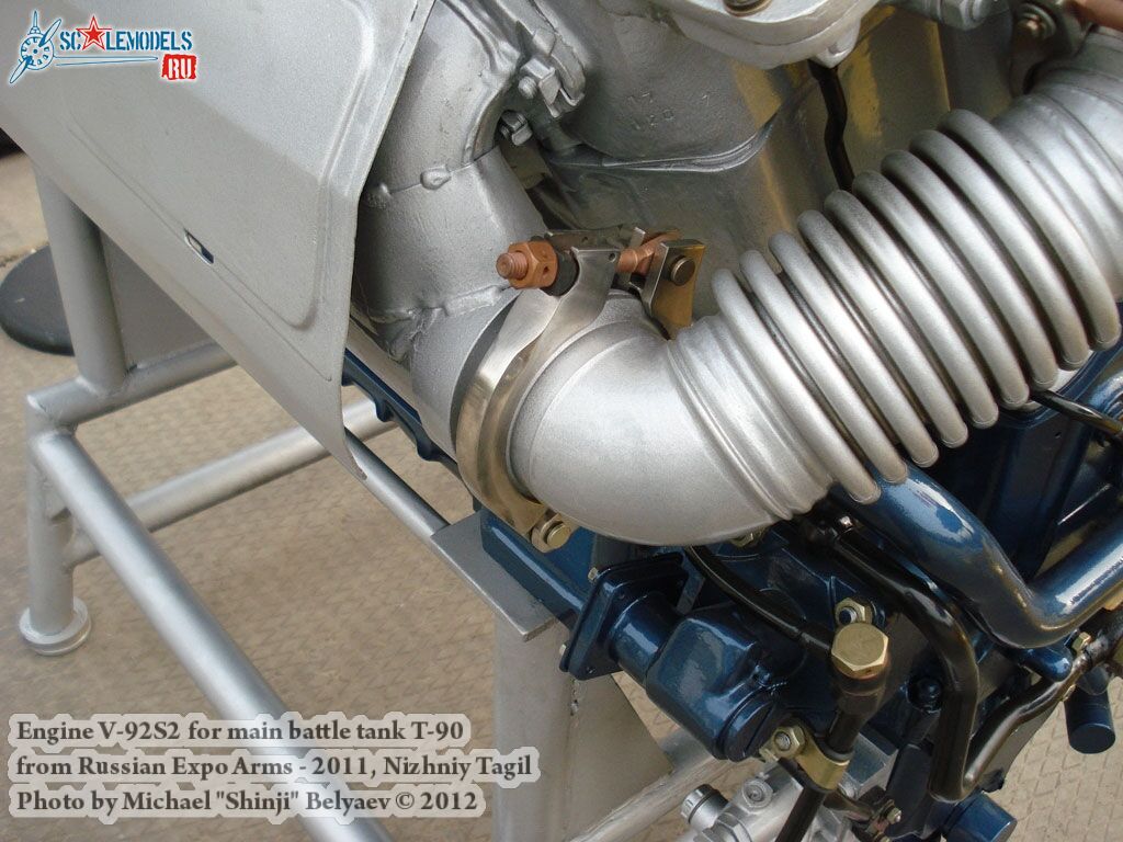 engine_v-92s2_0011.jpg