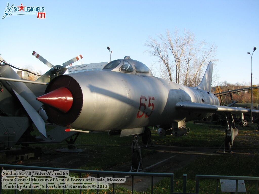 su-7b_0004.jpg