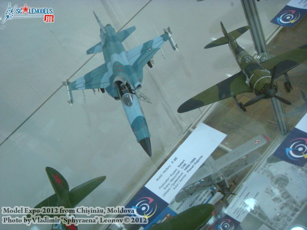 ModelExpo-2012_0105.jpg