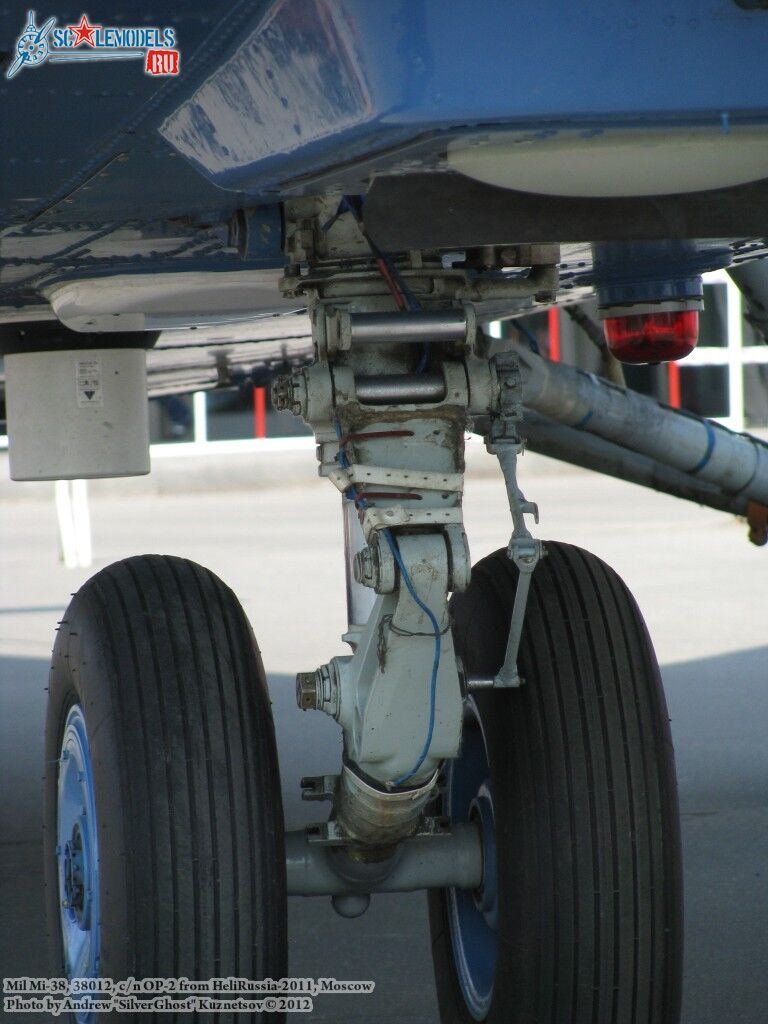 Mi-38_0350.jpg