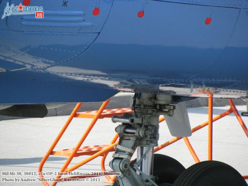 Mi-38_0383.jpg