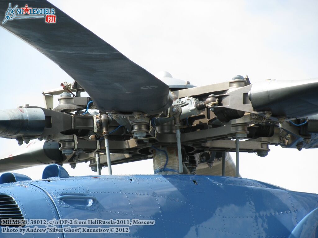 Mi-38_0410.jpg