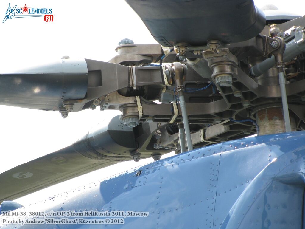 Mi-38_0528.jpg